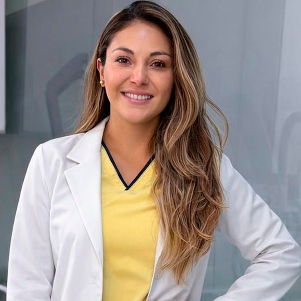 Doctora Diana Carolina Pérez Sáenz ortodoncista de la clínica Dientes & Sonrisa